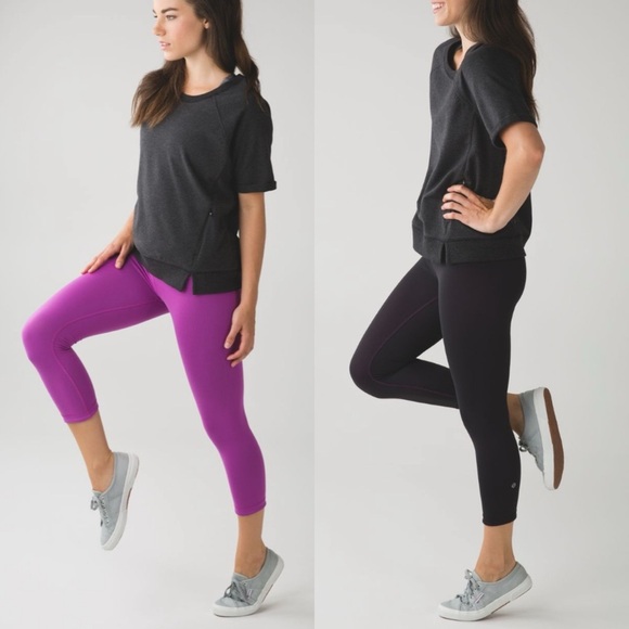 lululemon athletica Pants - Lululemon Wunder Under Crop III Reversible Leggings Ultra Violet & Black